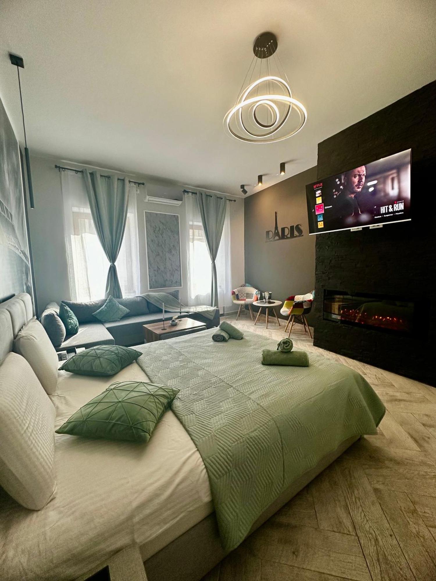 Stay Inn Central Brasov Apartments Екстериор снимка