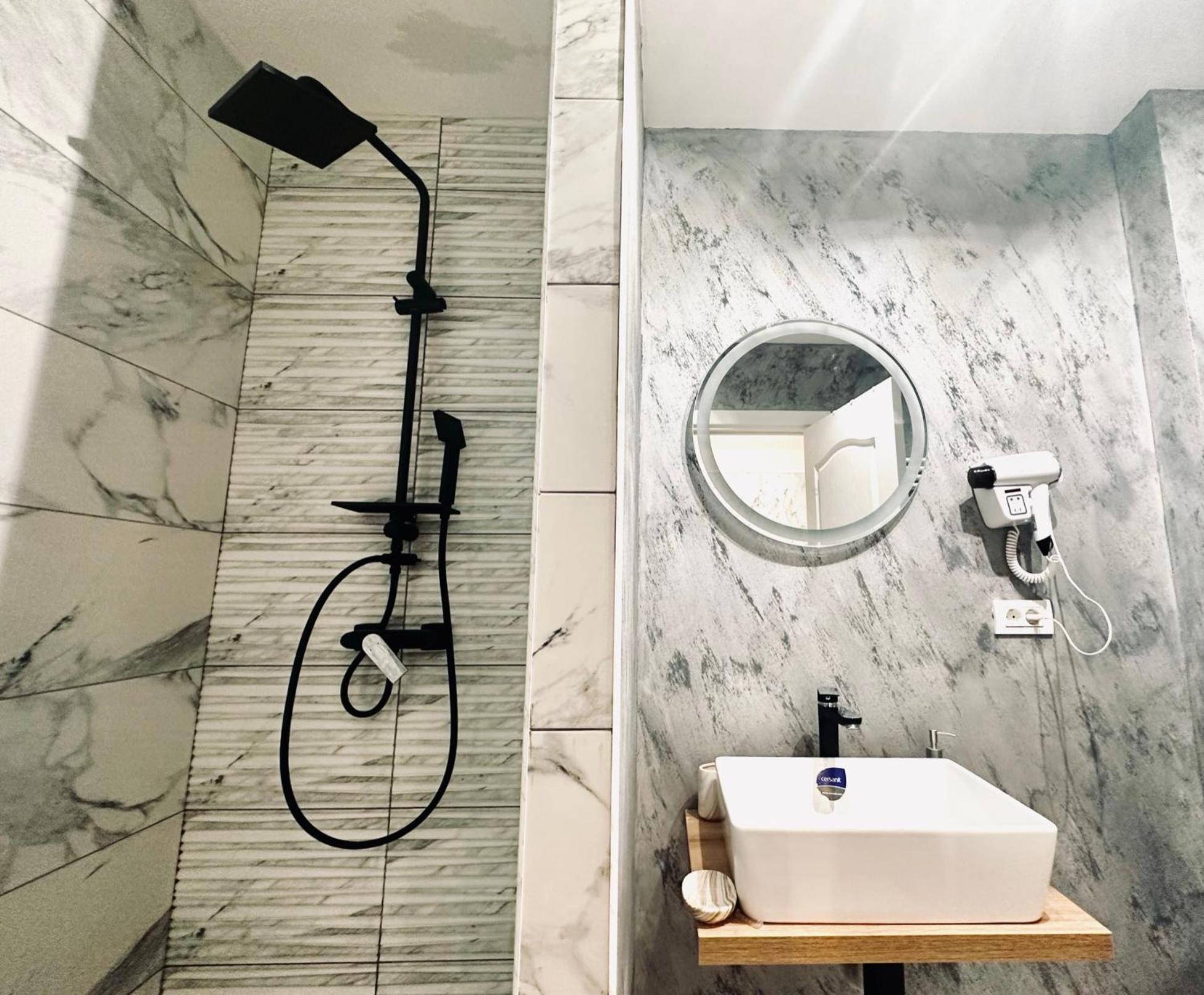 Stay Inn Central Brasov Apartments Екстериор снимка
