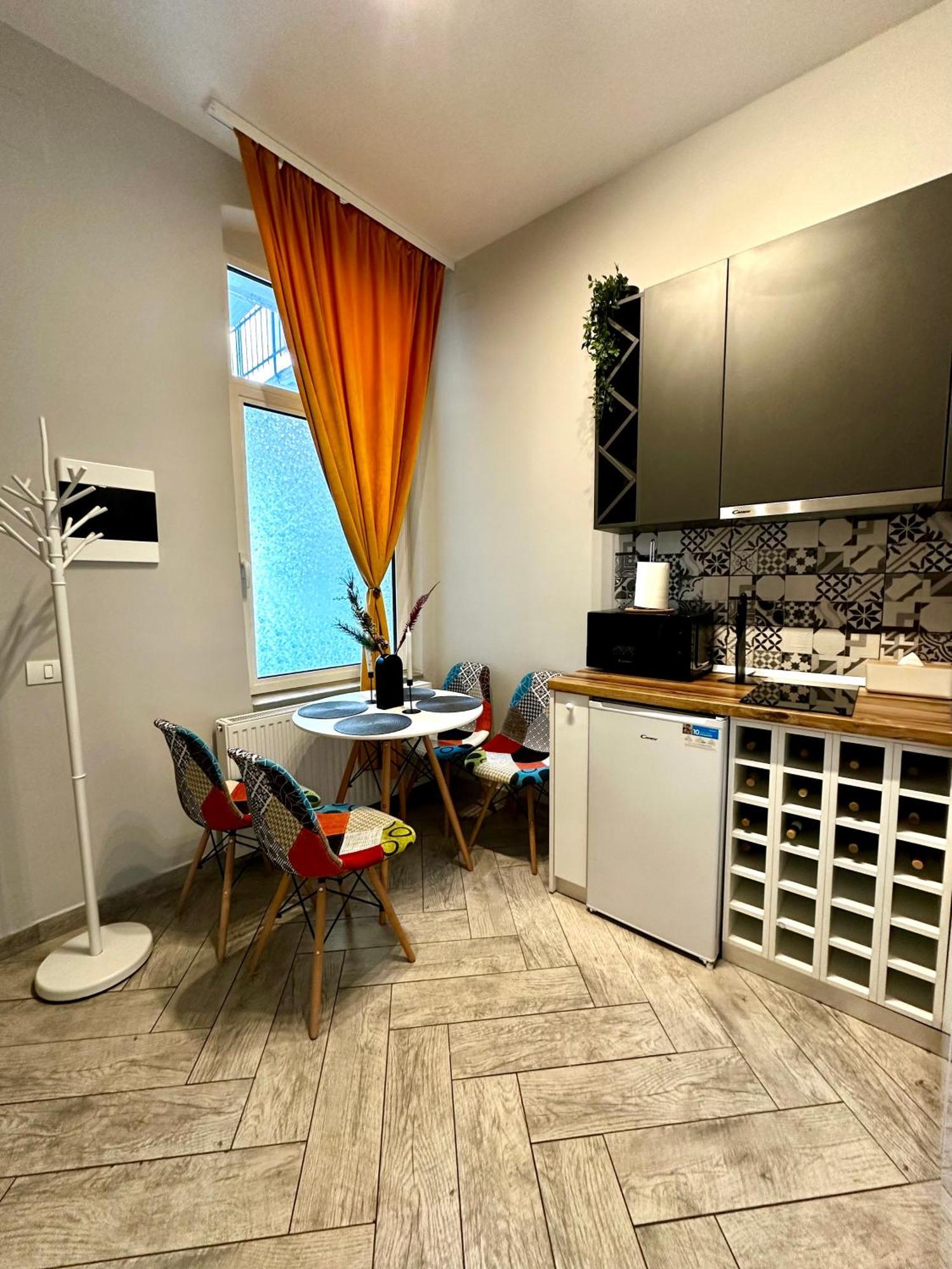 Stay Inn Central Brasov Apartments Екстериор снимка